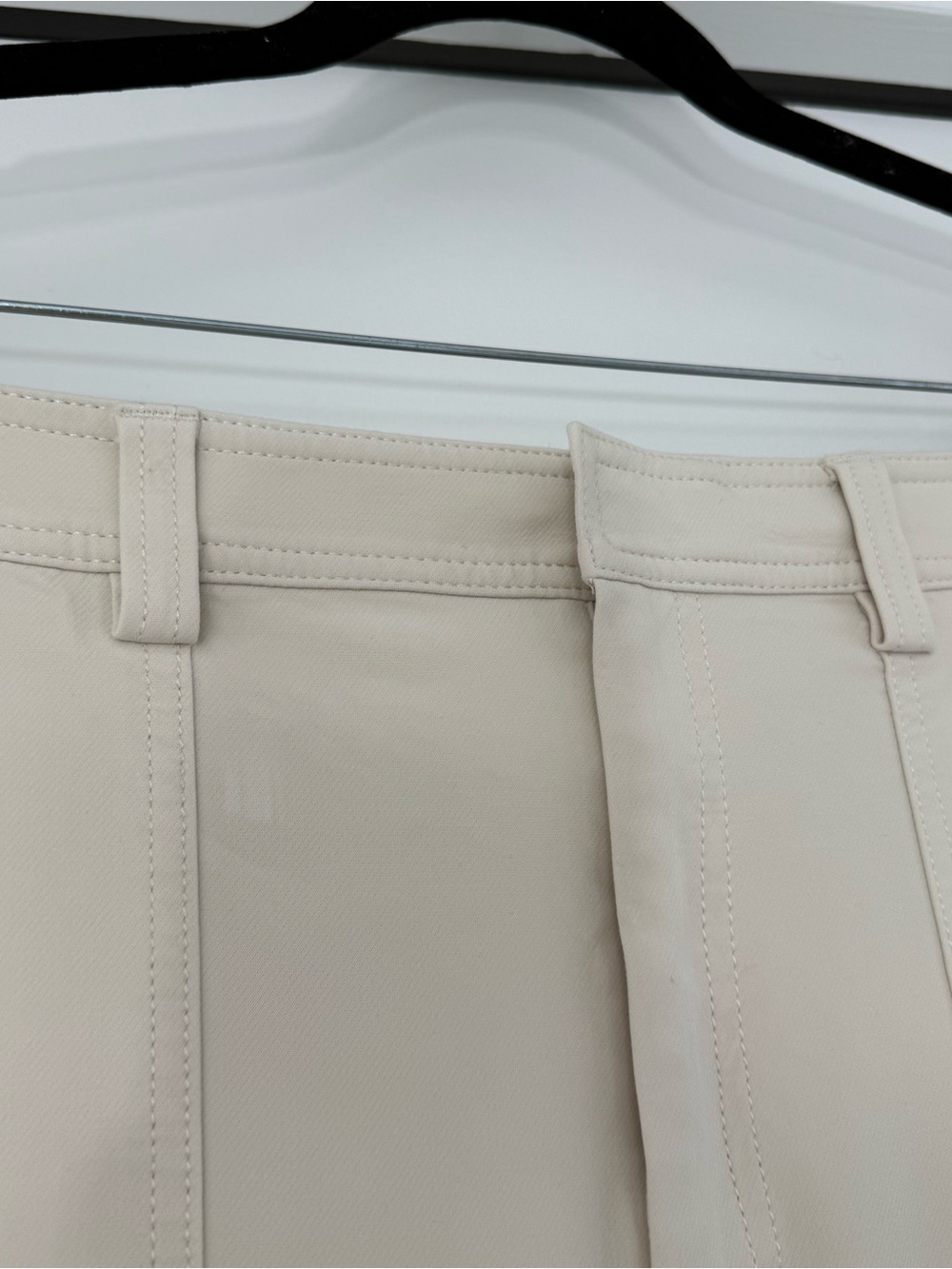 Banana Republic Cream High Waist Tapered Cargo Pants Sz 16 Jersey Knit Travel - Picture 5 of 14